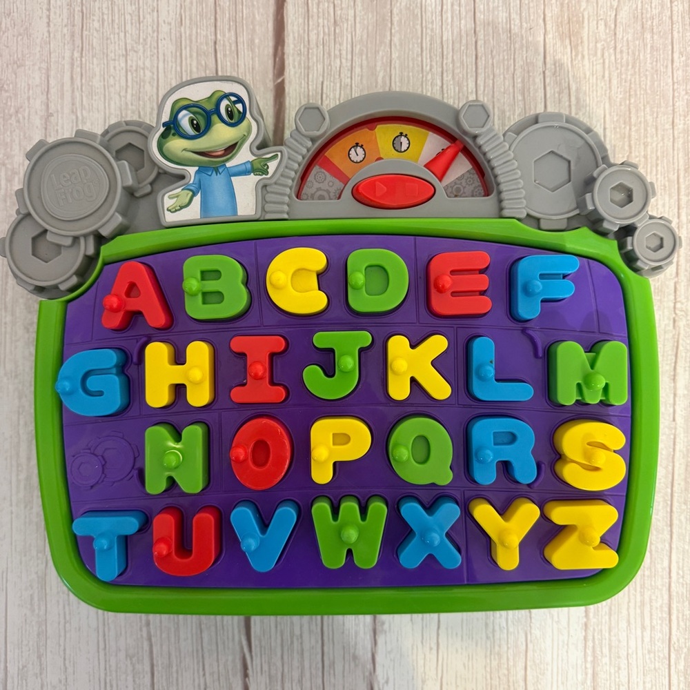 Leap Frog Leaping Letters ABC Alphabet Educational Race The Clock Game preK